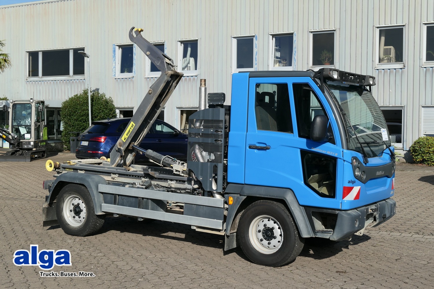 MULTICAR M31 B  hook truck