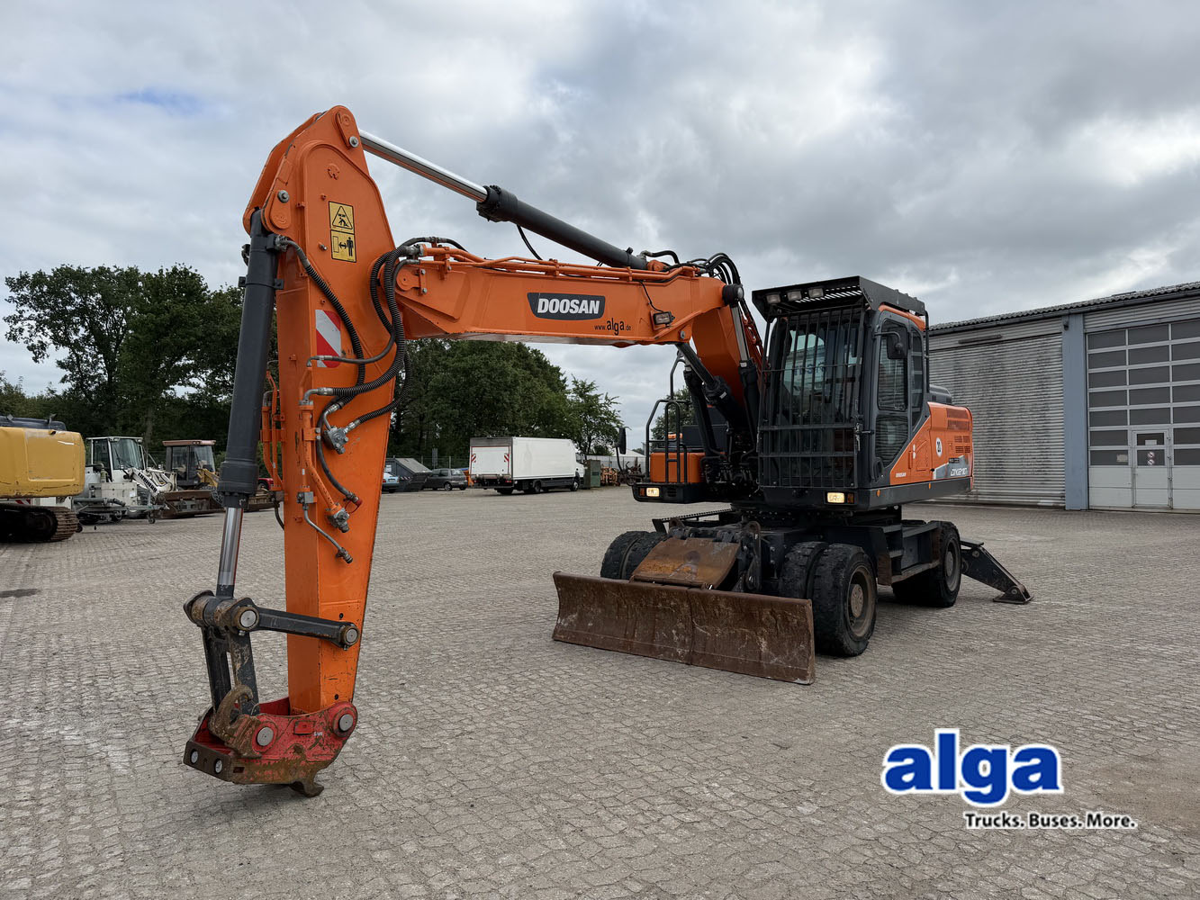 DOOSAN DX 210W-5 