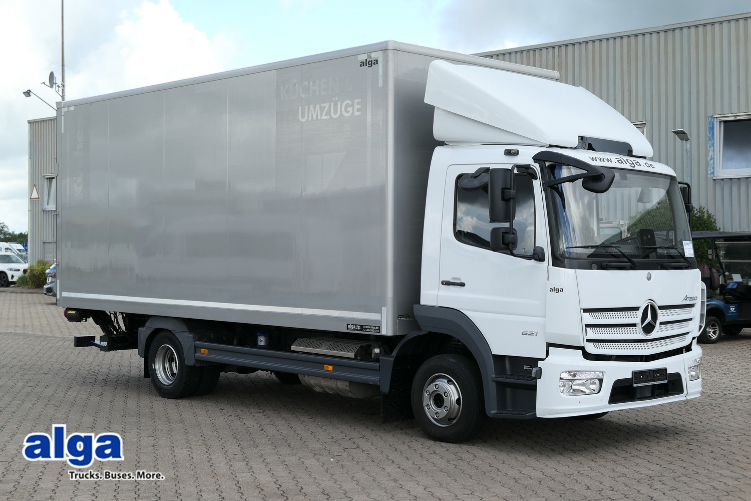MERCEDES-BENZ 821 Atego  fourgon avec hayon elevateur