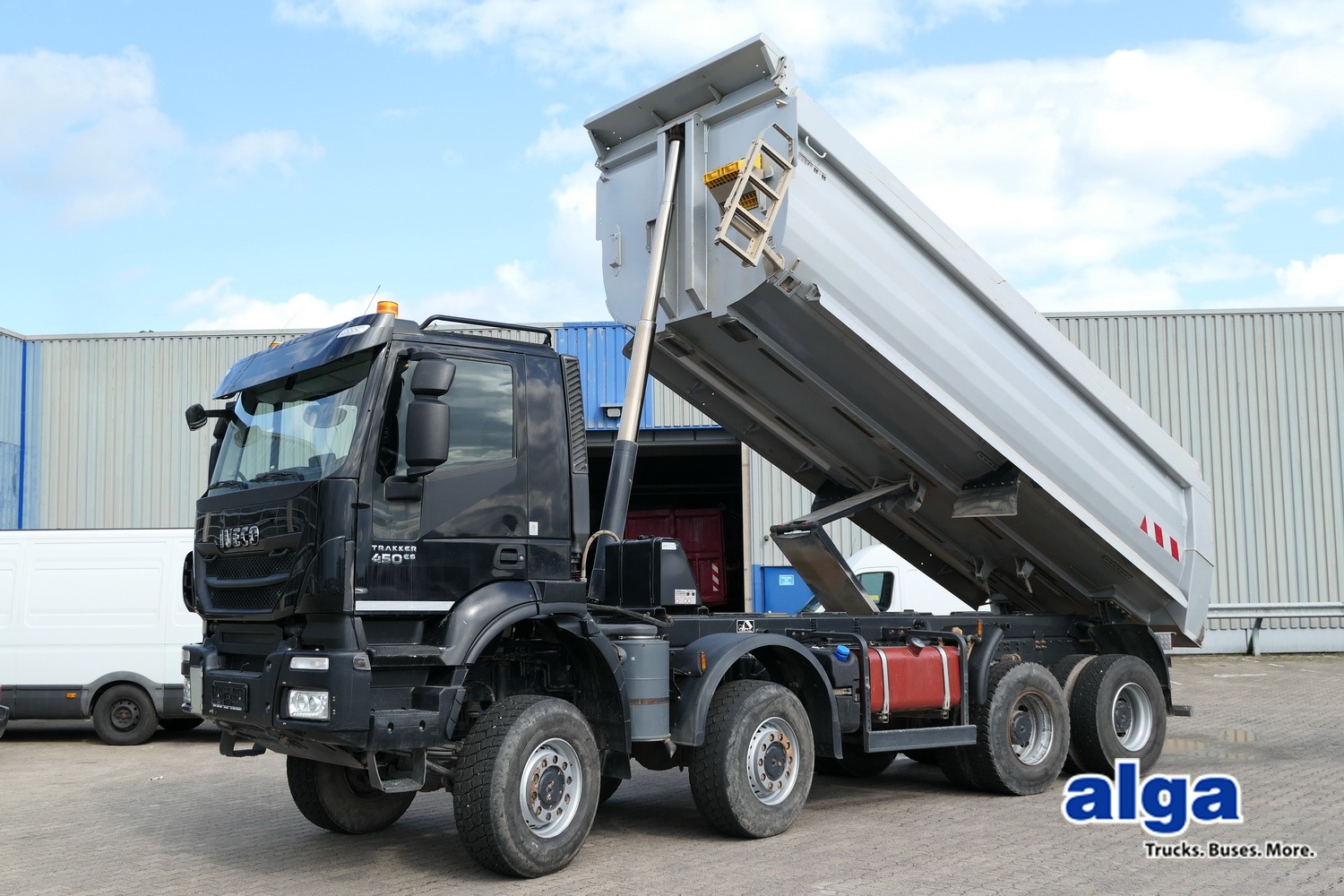 IVECO AD 410TW 8x8  Stahl- Hinterkippmulde
